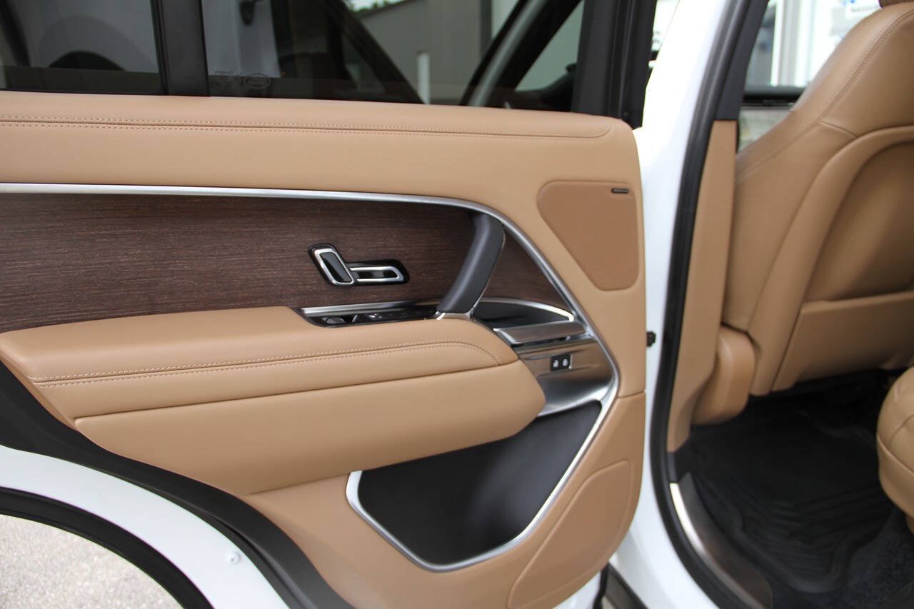 Used 2023 Land Rover Range Rover SE AWD/4WD image 19