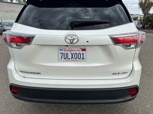 Used 2016 Toyota Highlander XLE AWD/4WD image 19