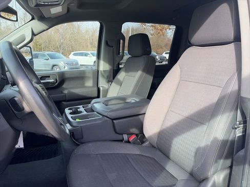 Used 2022 Chevrolet Silverado 2500 Custom w/ Custom Value Package image 23