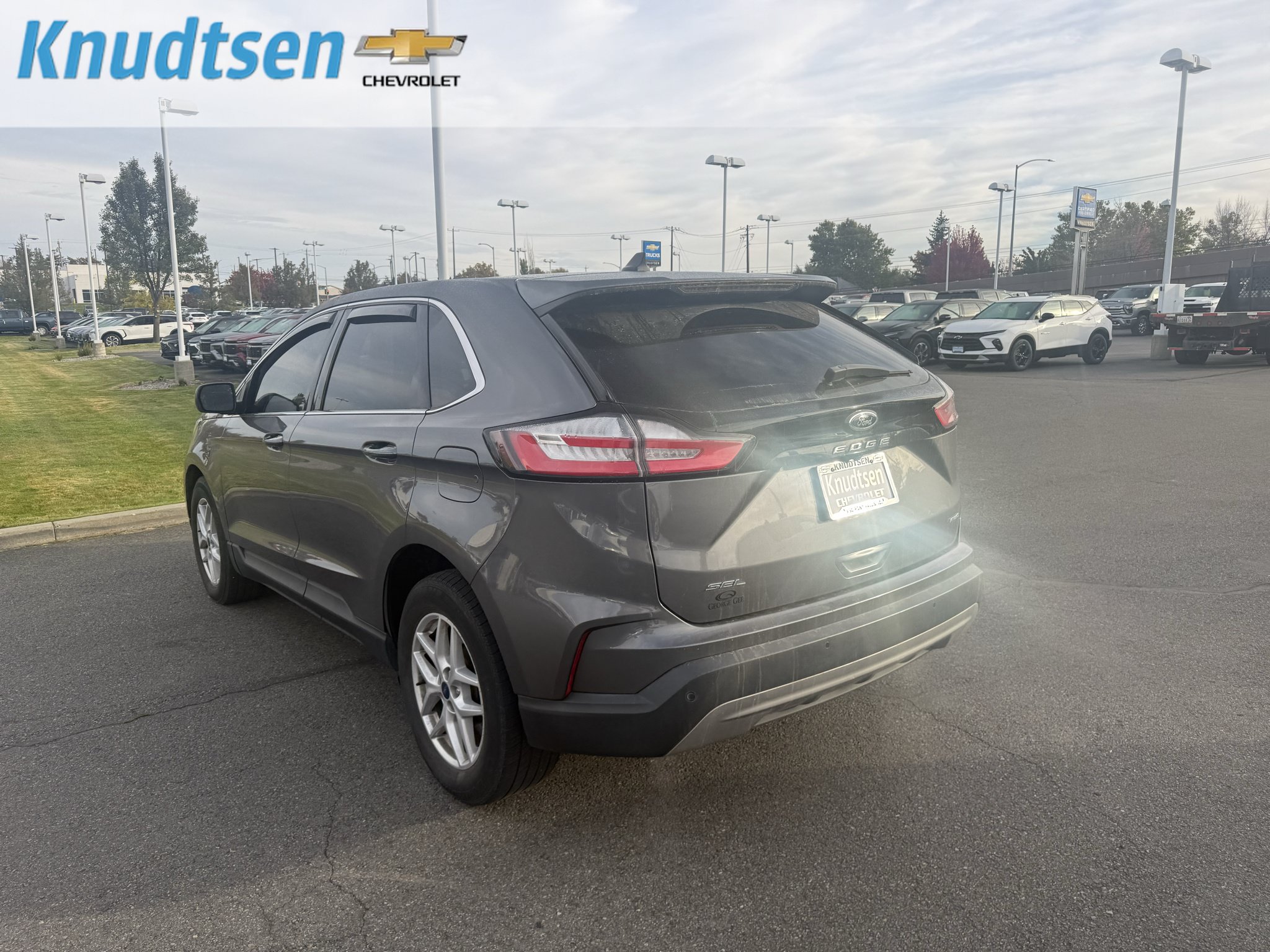 Used 2022 Ford Edge SEL AWD/4WD image 5