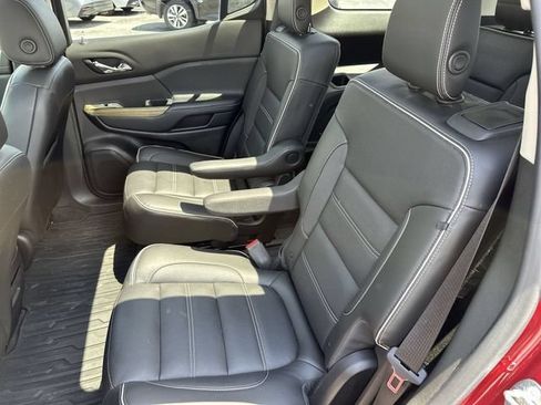 Used 2019 GMC Acadia Denali w/ Technology Package AWD/4WD image 27