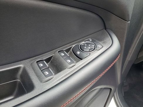 Used 2024 Ford Edge ST-Line image 13