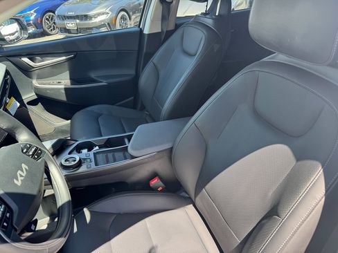 Certified 2024 Kia EV6 Wind image 11