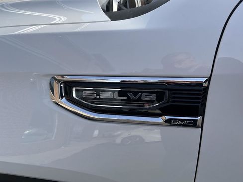 Used 2025 GMC Sierra 1500 SLT image 19