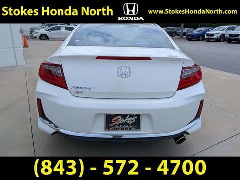 Certified 2017 Honda Accord EX-L image 11