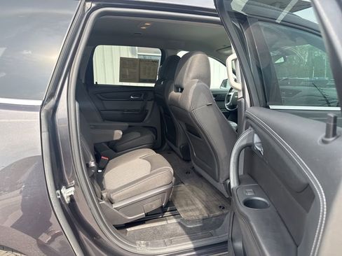 Used 2016 Chevrolet Traverse LT FWD image 19