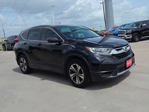 Used 2018 Honda CR-V LX image 2