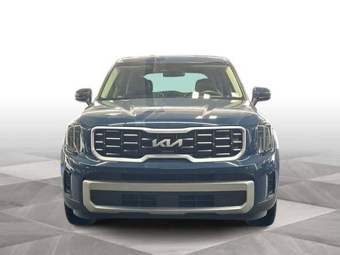 Certified 2024 Kia Telluride S w/ S Sunroof Package FWD image 3