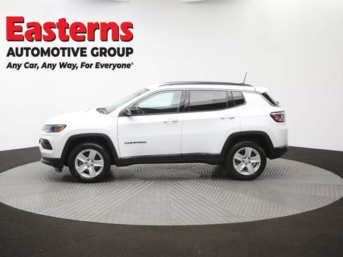 Used 2022 Jeep Compass Latitude w/ Convenience Group AWD/4WD image 59