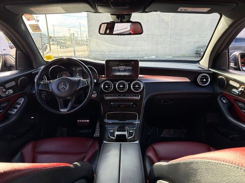 Used 2019 Mercedes-Benz GLC 300 4MATIC Coupe image 19