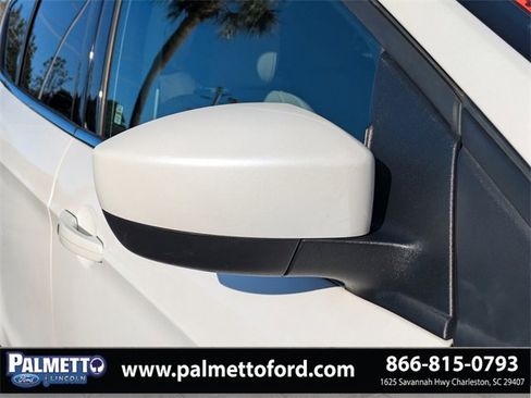 Used 2019 Ford Escape SEL image 11