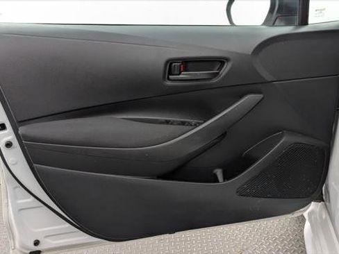 Used 2024 Toyota Corolla LE FWD image 13