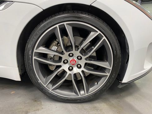 Used 2020 Jaguar F-TYPE Convertible Auto P300 image 27