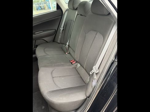 Used 2017 Kia Optima LX FWD image 15
