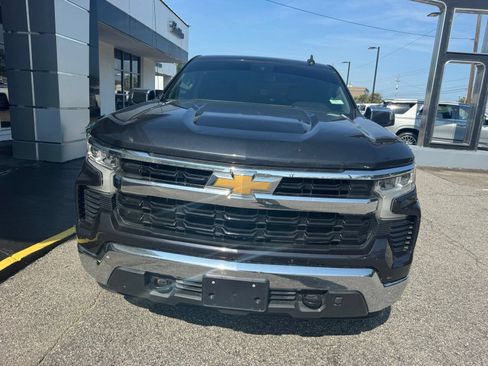 Used 2024 Chevrolet Silverado 1500 LT w/ Z71 Off-Road Package AWD/4WD image 6
