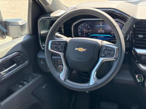 New 2026 Chevrolet Silverado 2500 LTZ w/ LTZ Convenience Package AWD/4WD image 7