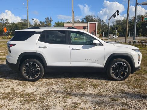New 2025 Chevrolet Equinox LT w/ Convenience Package II image 3