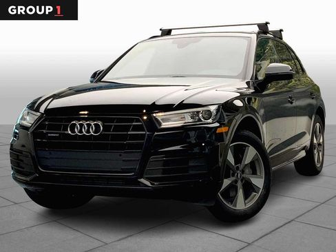 Used 2020 Audi Q5 2.0T Premium w/ Titanium Sport Package AWD/4WD image 1