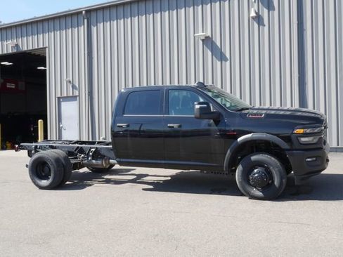 New 2026 RAM 3500 Tradesman image 6
