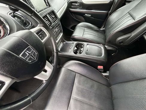 Used 2019 Dodge Grand Caravan GT FWD image 10