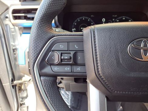 Certified 2025 Toyota Tacoma TRD Off-Road image 10