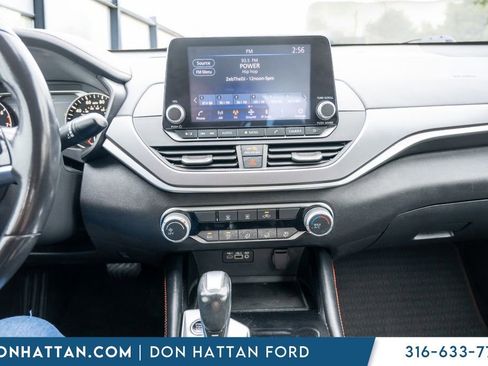 Used 2023 Nissan Altima 2.5 SR image 8