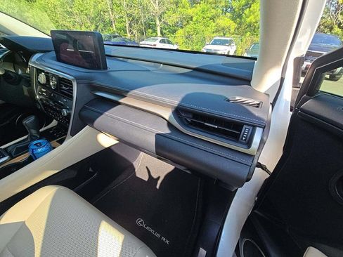 Used 2021 Lexus RX 350L FWD w/ Premium Package image 12