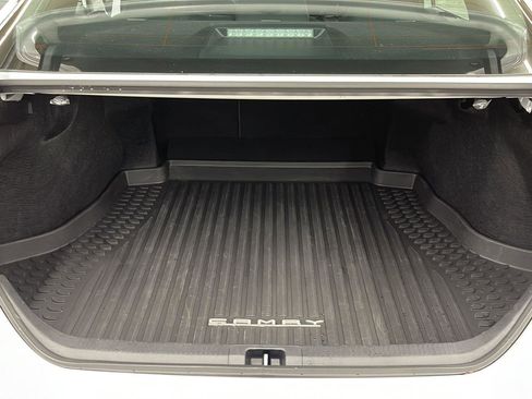 Used 2024 Toyota Camry LE image 7