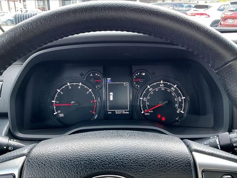 Used 2020 Toyota 4Runner SR5 Premium AWD/4WD image 26