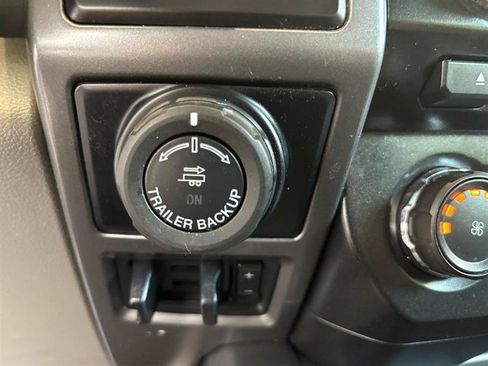 Used 2016 Ford F150 XLT w/ Equipment Group 302A Luxury AWD/4WD image 24