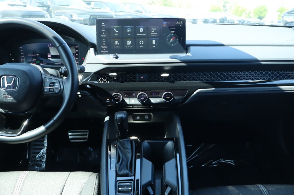 Used 2024 Honda Accord Sport image 27