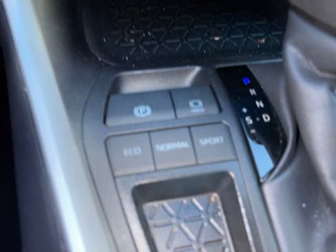 Certified 2025 Toyota RAV4 LE FWD image 11