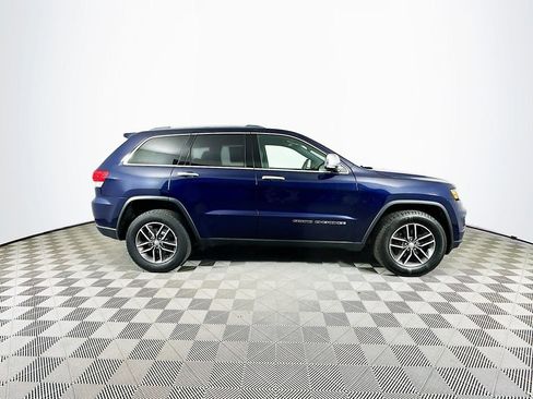 Used 2018 Jeep Grand Cherokee Limited w/ Trailer Tow Group IV AWD/4WD image 11