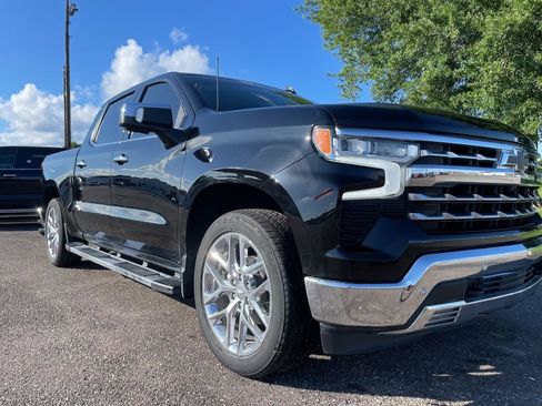 Used 2024 Chevrolet Silverado 1500 LTZ w/ LTZ Premium Package RWD image 9
