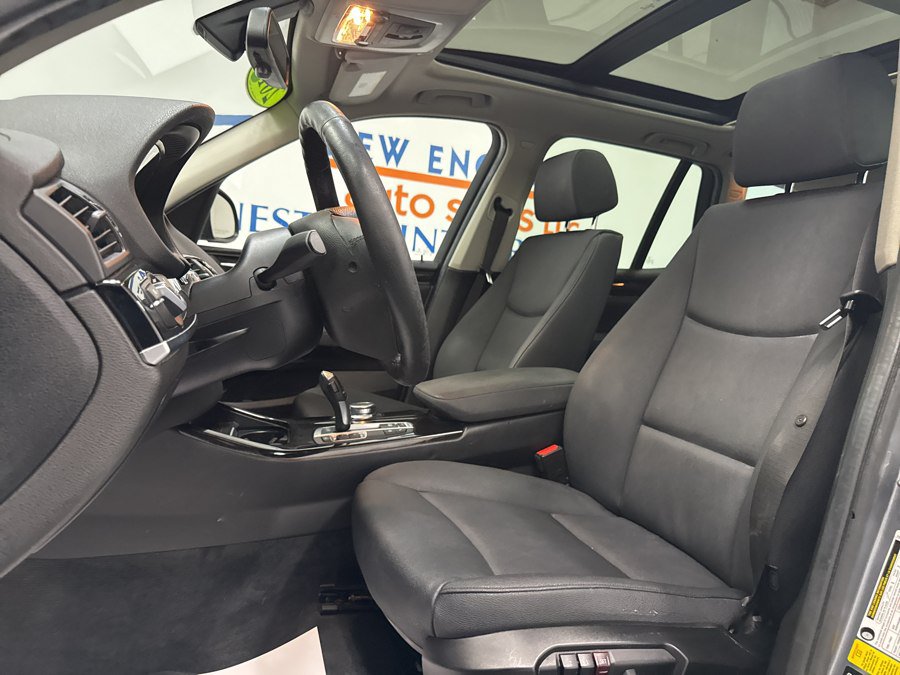 Used 2017 BMW X3 xDrive28i AWD/4WD image 6
