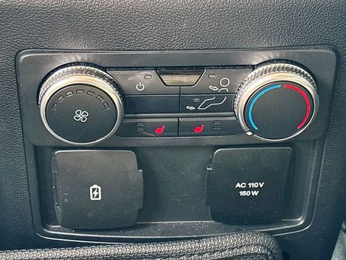 Used 2020 Ford Explorer Limited image 25