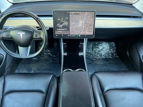 Used 2018 Tesla Model 3 AWD/4WD image 3