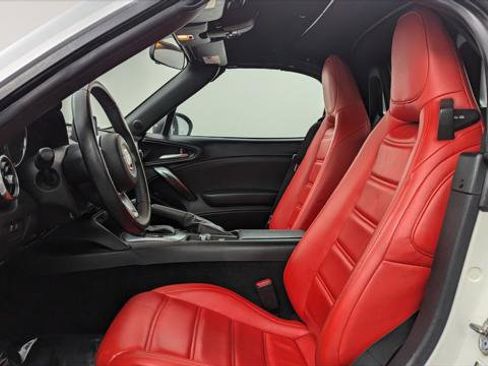 Used 2018 FIAT 124 Spider Lusso image 13