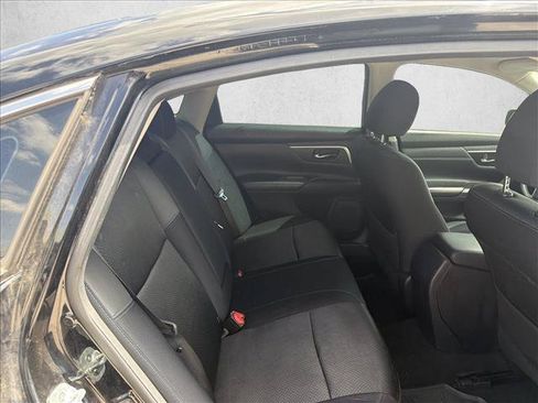 Used 2016 Nissan Altima 3.5 SR FWD image 20