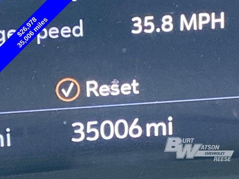 Used 2023 Buick Envision Essence image 24