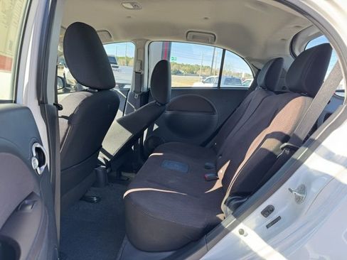 Used 2012 Mitsubishi i image 12