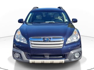 Used 2013 Subaru Outback 2.5i Limited w/ Moonroof Pkg video 2