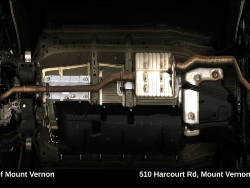 Used 2022 Chevrolet Equinox LS w/ LPO, Floor Liner Package FWD image 37