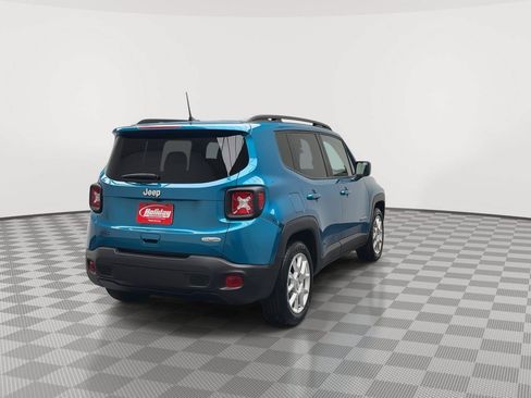 Used 2020 Jeep Renegade Latitude w/ Cold Weather Group FWD image 34