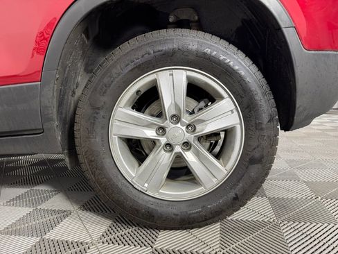Used 2020 Chevrolet Trax LT AWD/4WD image 41