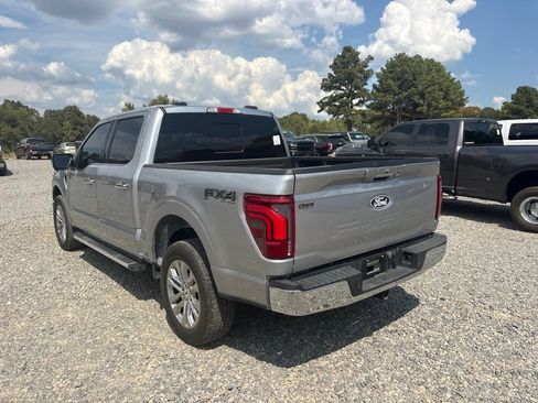 Used 2024 Ford F150 Lariat w/ FX4 Off-Road Package AWD/4WD image 4