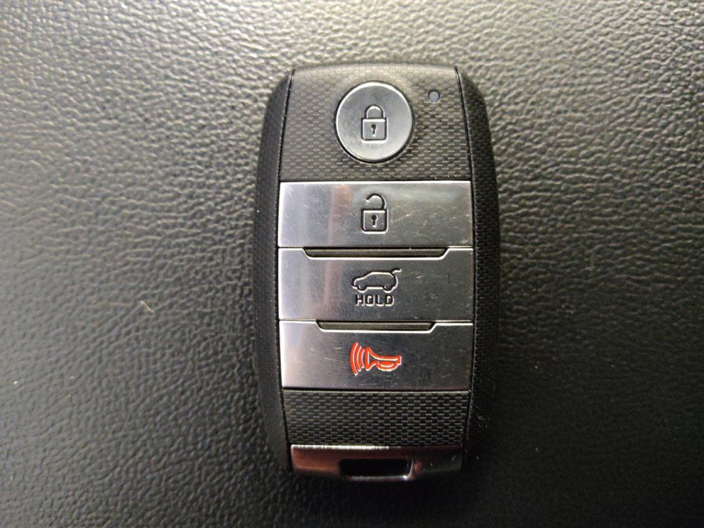 Used 2020 Kia Sorento S AWD/4WD image 32