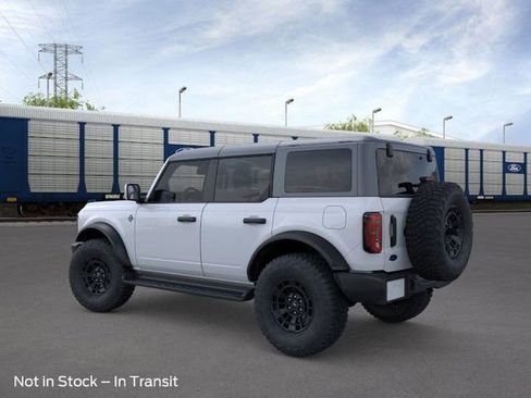New 2026 Ford Bronco Outer Banks w/ Sasquatch Package image 4