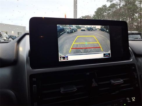 Used 2023 Lexus GX 460 Premium image 21