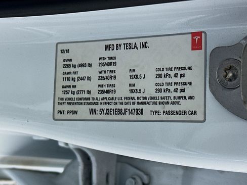 Used 2018 Tesla Model 3 Long Range AWD/4WD image 12